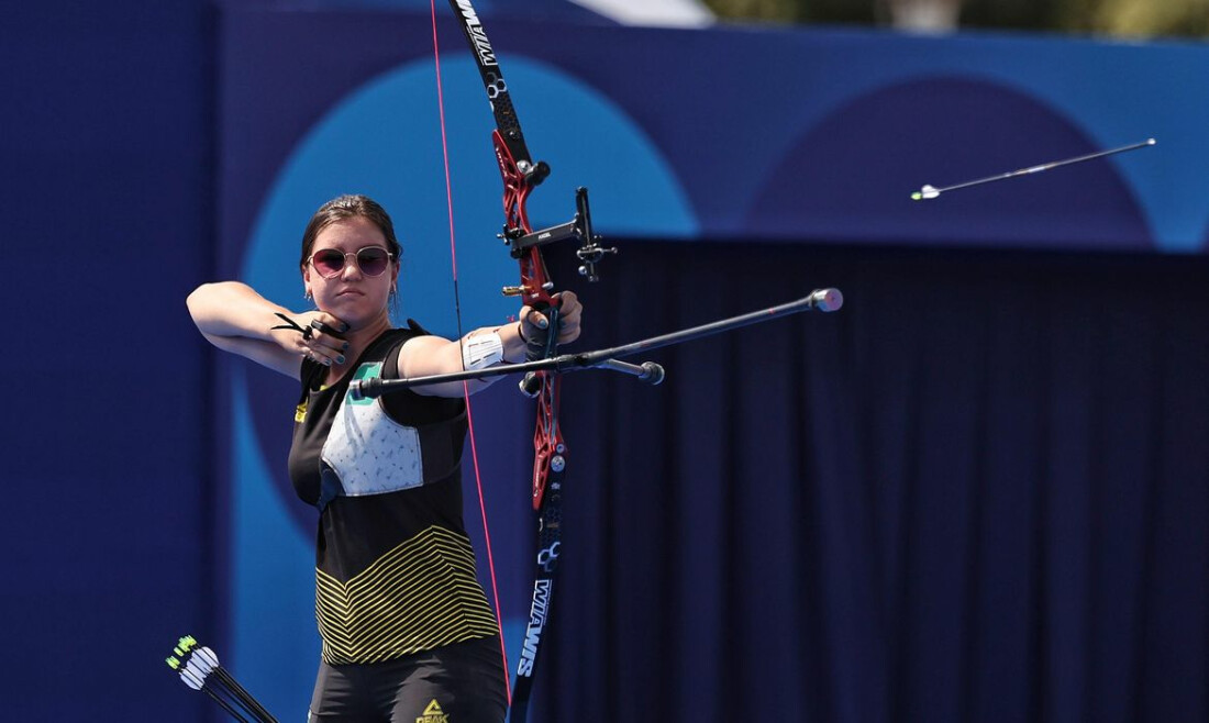 Ana Luíza Caetano e Marcus D'Almeida vão às oitavas do tiro com arco