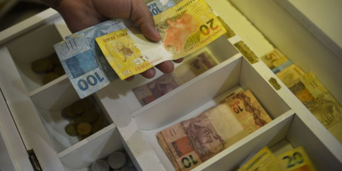 Mercado financeiro eleva projeção da inflação de 5,88% para 5,91%