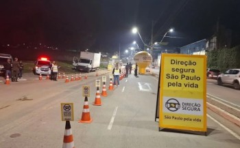 Operação Direção Segura Integrada autua 17 condutores em Ferraz de Vasconcelos