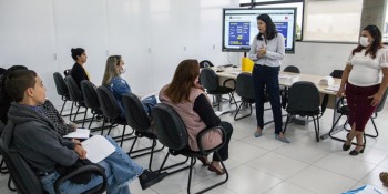 Secretaria de Educação recebe 26 novos professores