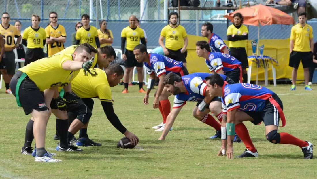 Mogi Desbravadores promove workshops de flag football 5x5 em escolas de Mogi
