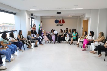 OAB Suzano lança campanha de arrecadação de absorventes