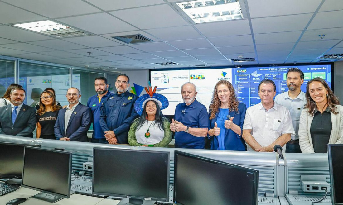 Lula diz que governo está inovando na contratação de servidores