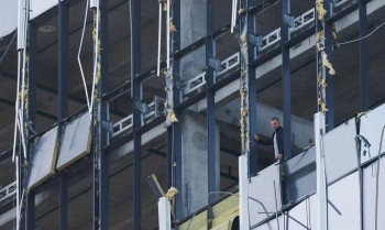 Ucrânia faz um dos maiores ataques de drones contra Moscou