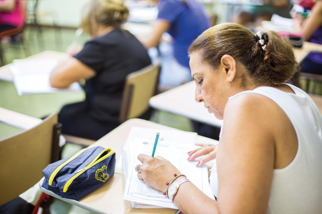 Curso preparatório para ENCCEJA via EAD recebe inscrições