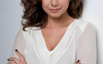 Milena Toscano estreia na Record
