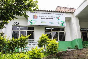 Biblioteca Municipal José Andere de Ferraz adquire 150 livros novos em julho 
