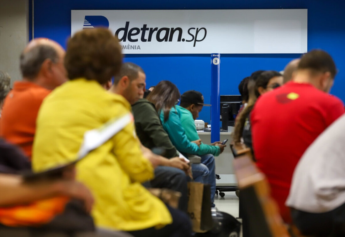 Detran alerta para novo golpe telefônico com cobranças financeiras
