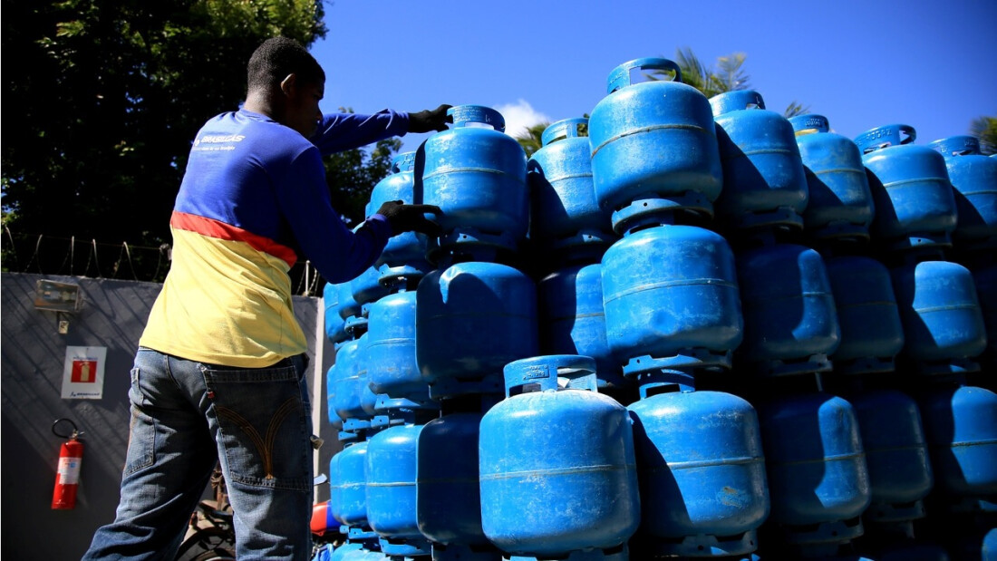 Vale-gás será estendido a 20 milhões de famílias até 2025, segundo ministro