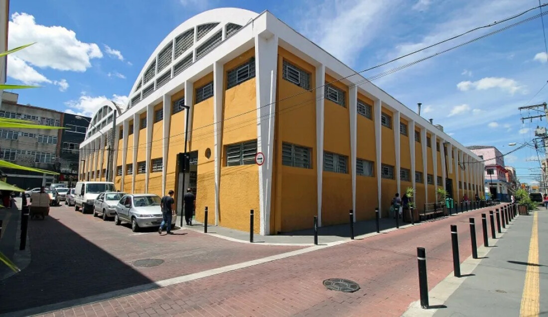 Mercado Municipal de Mogi comemora 166 anos com distribuição de bolo sábado (31)