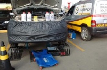 Doutor Lubrifica oferece serviço delivery aos clientes