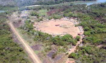 Lewandowski assina portaria de demarcação de três terras indígenas