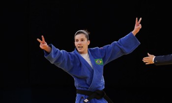 Alana Maldonado é ouro na categoria até 70 quilos do judô J2