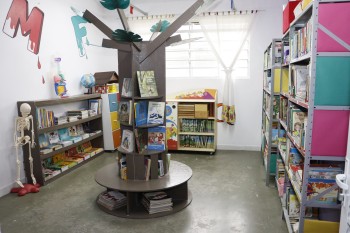 Biblioteca municipal é inaugurada em escola de Suzano 