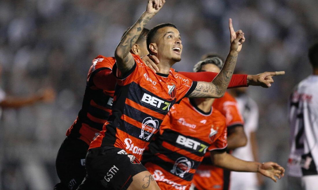 Série B: Ituano goleia Ponte Preta para deixar a zona do rebaixamento