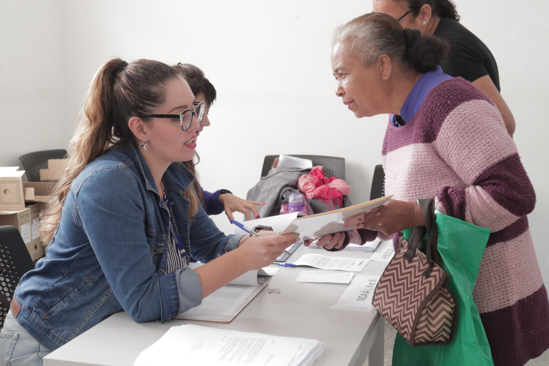  Prefeitura de Mogi entrega títulos de 680 unidades em Cezar de Souza 