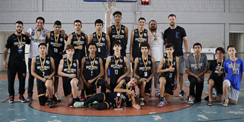 Sub-14 do Mogi Basquete é vice-campeão da Série Prata pelo Campeonato Paulista