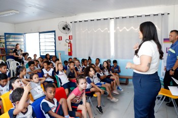 Projeto "LUAR - Luz sobre as Artes" realiza palestra no Jardim Maitê, em Suzano 