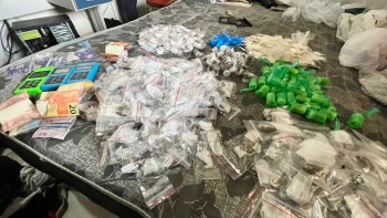 GCM de Itaquá desativa casa bomba e apreende mais de 500 porções de drogas