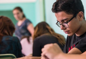 Estudantes participam de aula preparatória para Olimpíada de Matematica na USP