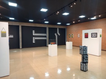 Suzano recebe exposição “Todo Lugar DEN” de Raul Lemos 