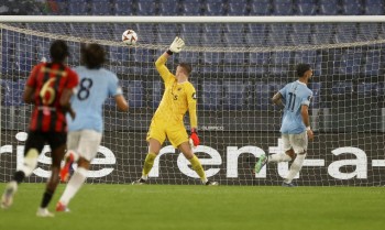 Lazio e Atlético de Madrid são punidos após atos racista de torcedores