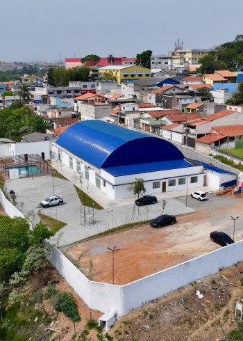 Com piscina aquecida e acessibilidade, reforma do CEMI chega a 90% de conclusão