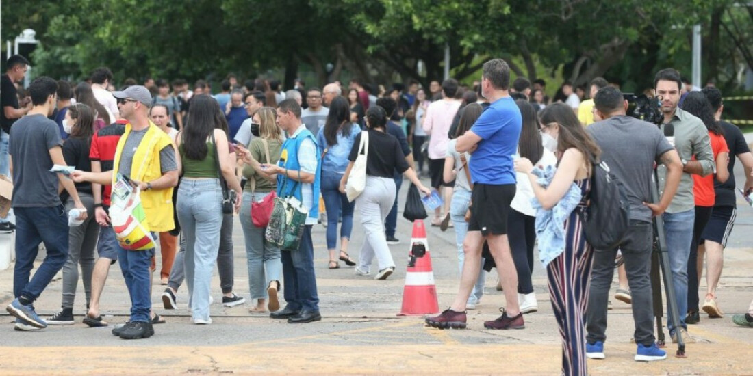 Segundo dia de Enem aborda questões cotidianas e pandemia