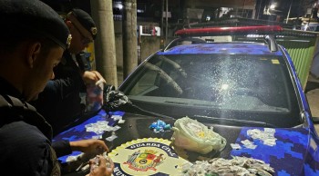 GCM de Itaquá desativa duas casas bomba e apreende 1,8 mil porções de drogas 